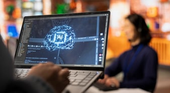 Formas en que la IA está cambiando la relación entre firmas y clientes