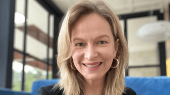 8 M. Ximena Bautista: