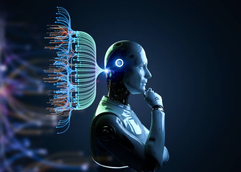 Imagen de un robot trabajando en la automatización analítica de datos y visualización digital para científicos, destacando la importancia de la explicabilidad de la IA