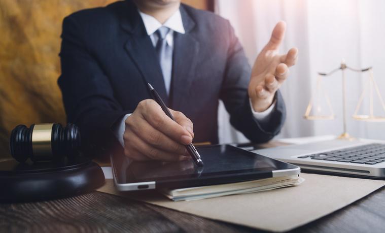 Gestion de una cartera de juicios o procesos judiciales por nombre y apellido<br />
